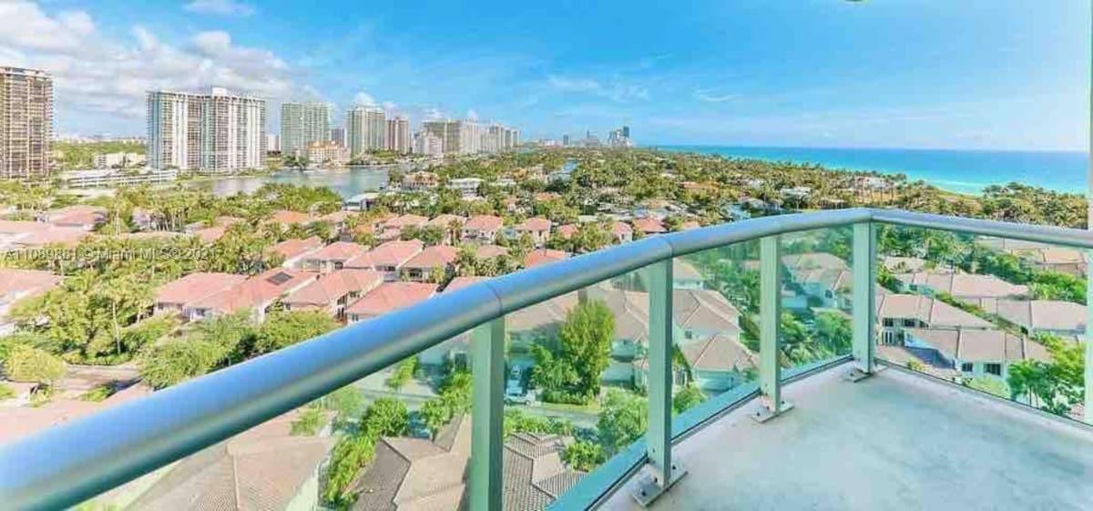 Breathtaking Ocean View! 15Th Floor Apartment Miami Beach Bagian luar foto