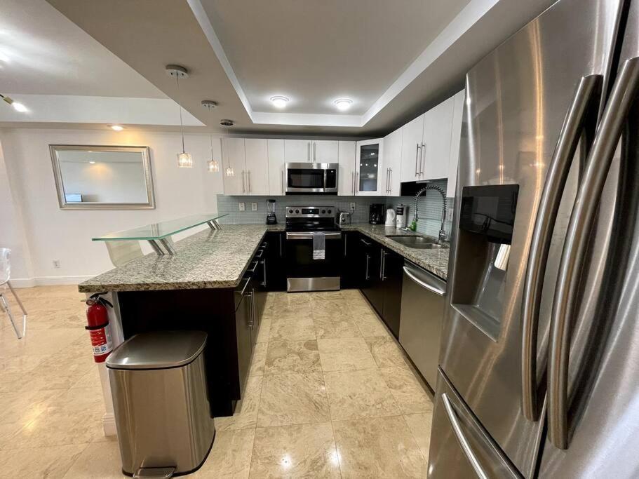 Breathtaking Ocean View! 15Th Floor Apartment Miami Beach Bagian luar foto