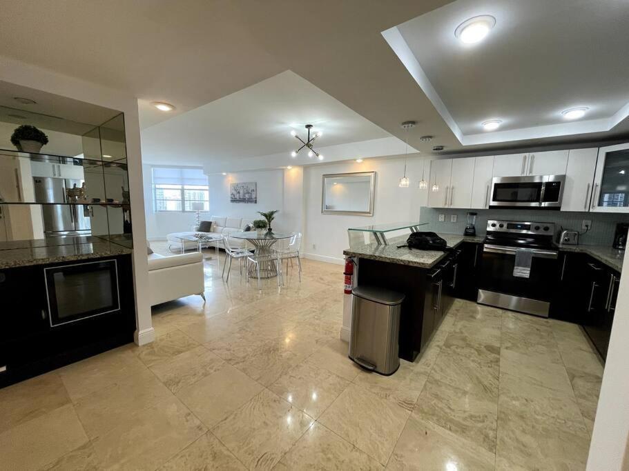 Breathtaking Ocean View! 15Th Floor Apartment Miami Beach Bagian luar foto