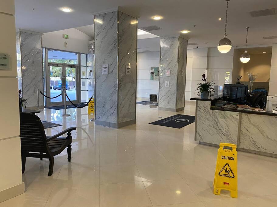 Breathtaking Ocean View! 15Th Floor Apartment Miami Beach Bagian luar foto